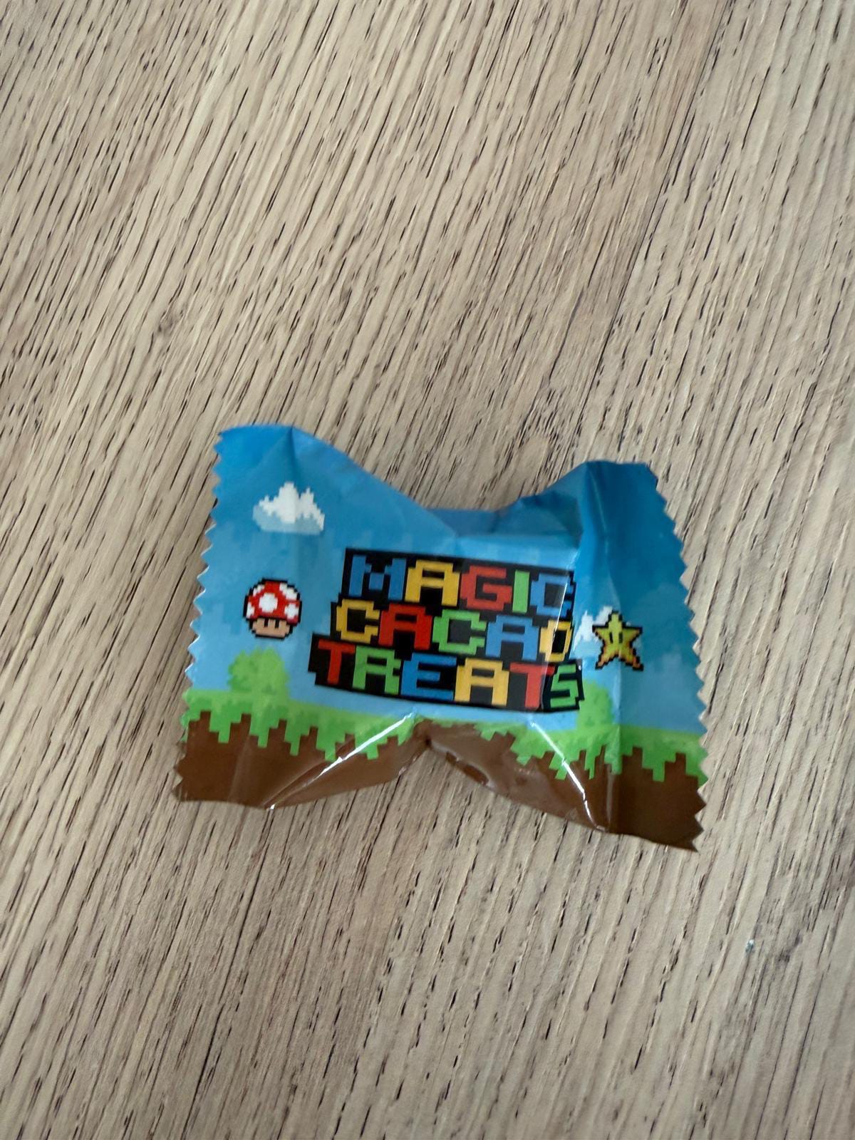 Están repartiendo dulces que se llaman Magic cacao treats que llevan éxtasis a niños en la puerta de los colegios