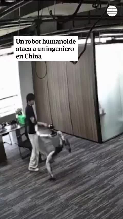 Un robot humanoide ataca a un ingeniero en China