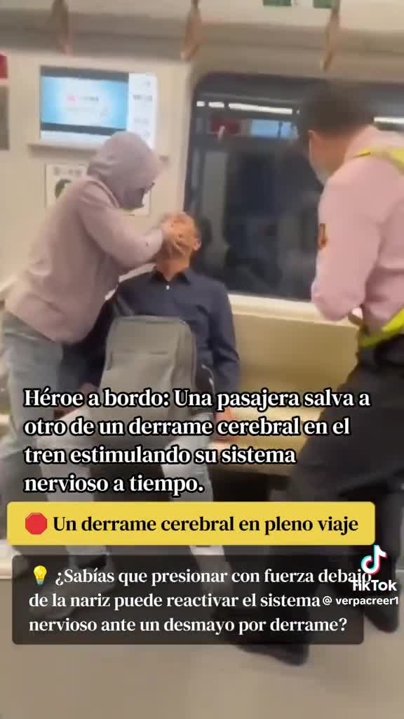 En un tren una pasajera salva a otro de un derrame cerebral presionando con fuerza debajo de la nariz para reactivar el sistema nervioso