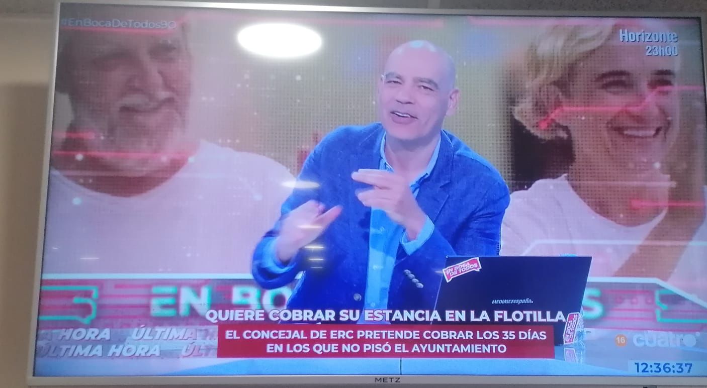 El concejal de ERC que viajó en la flotilla pretende cobrar los 35 días en los que no pisó el ayuntamiento