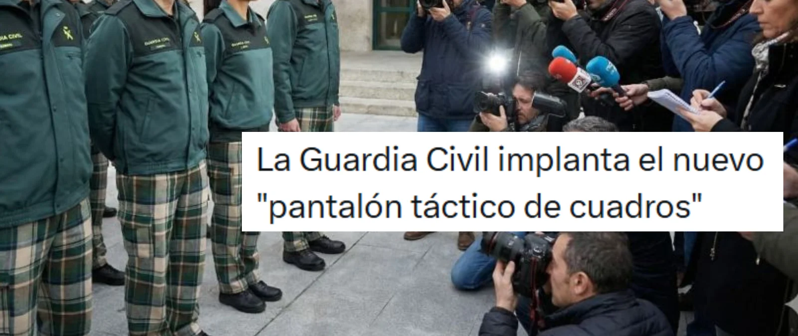 Es falso que la Guardia Civil haya anunciado la implantación de un nuevo pantalón de cuadros en el uniforme: es una inocentada