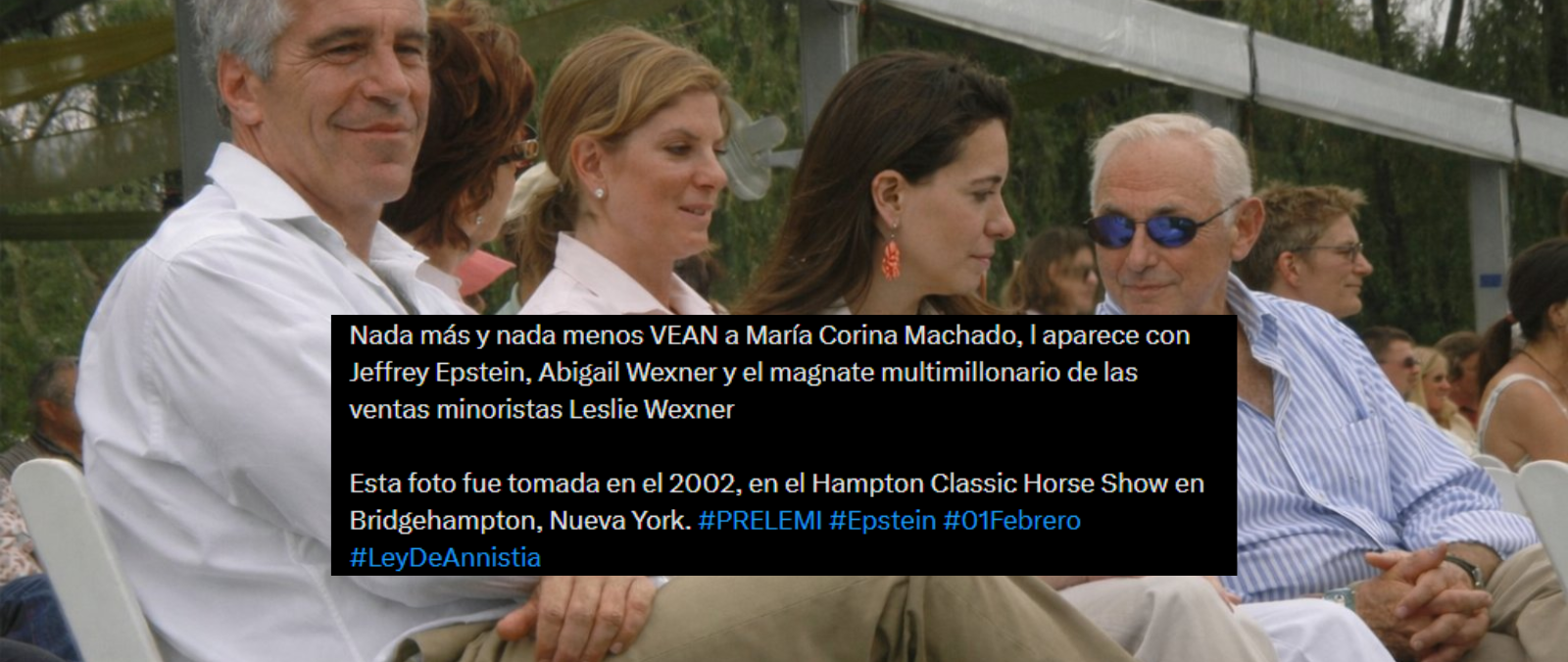 Esta imagen que muestra a María Corina Machado sentada junto a Jeffrey Epstein no es real: es un montaje